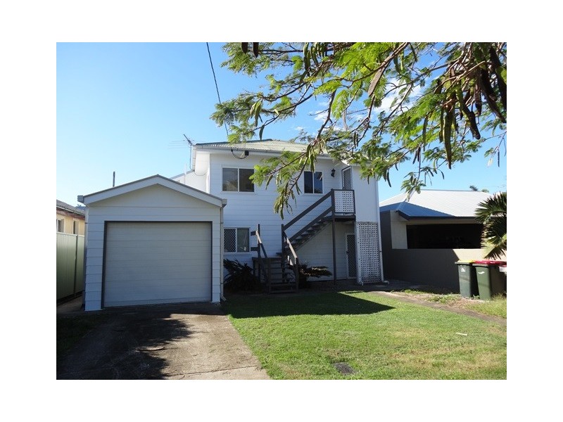 10 Garnet Street, Scarborough QLD 4020