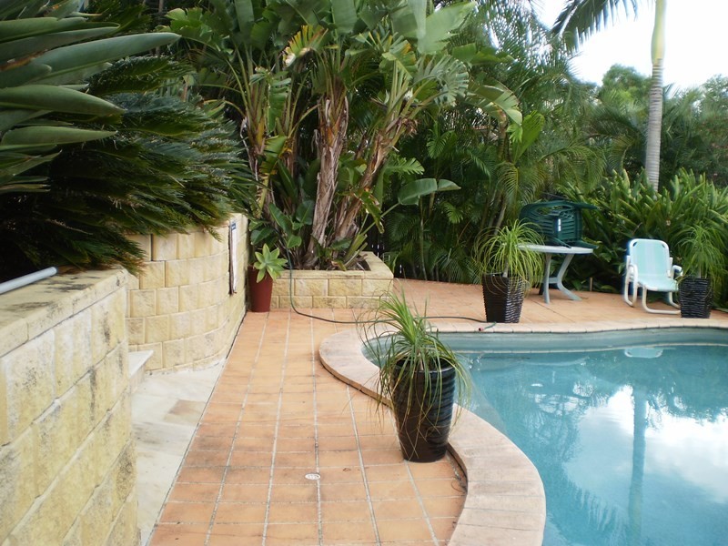 13 Federal Place, Robina QLD 4226