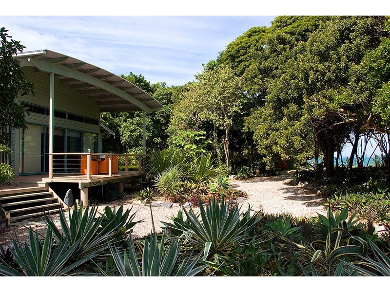 1 VICTOR ISLAND, Mackay QLD 4740