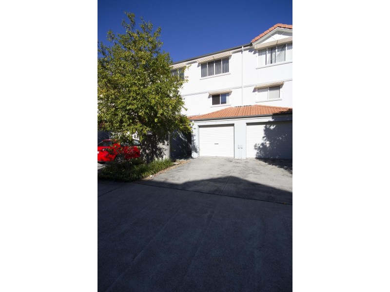 83 Dibar Street, Wynnum QLD 4178