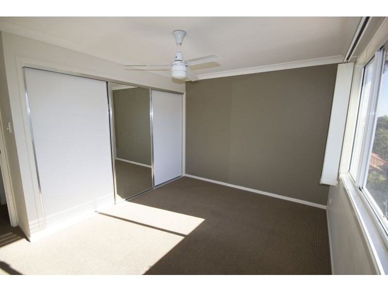 83 Dibar Street, Wynnum QLD 4178