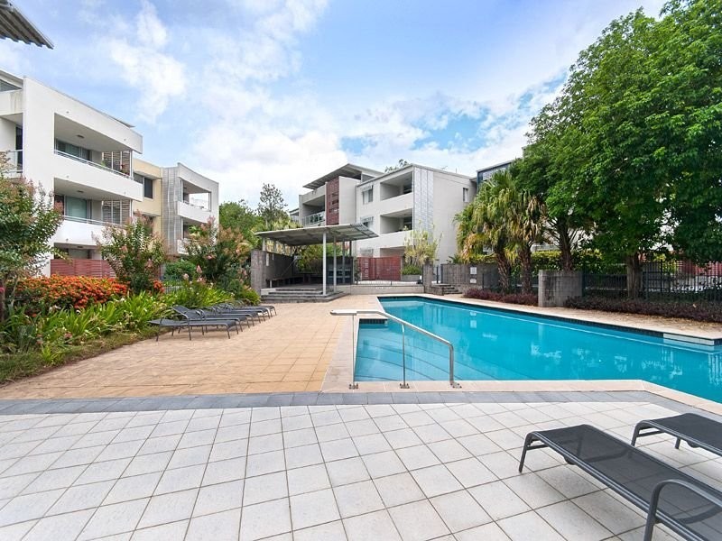 48/2 Campbell St, Toowong QLD 4066