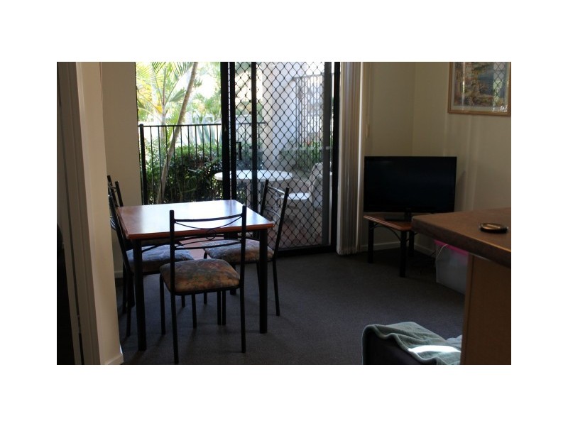 Chevron Island QLD 4217