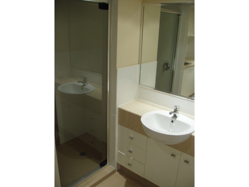 07/24-26 Parker Street, Labrador QLD 4215