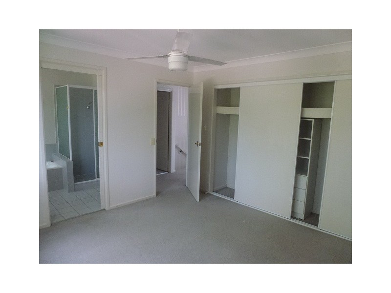 77 Nursery Avenue, Runcorn QLD 4113
