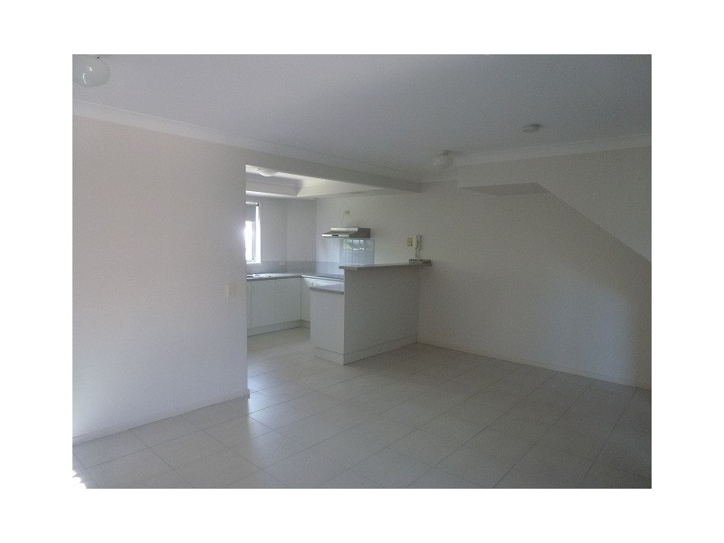 77 Nursery Avenue, Runcorn QLD 4113