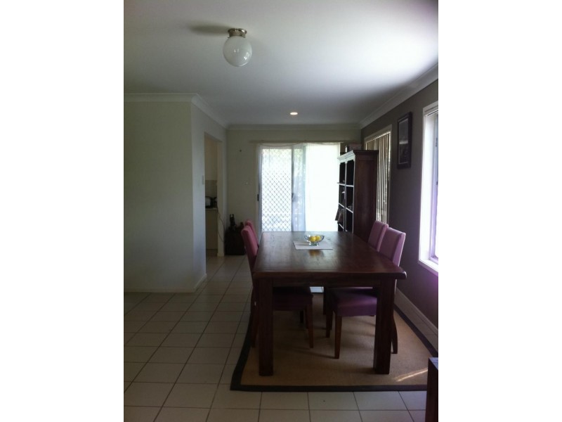 83 Dibar Street, Wynnum QLD 4178