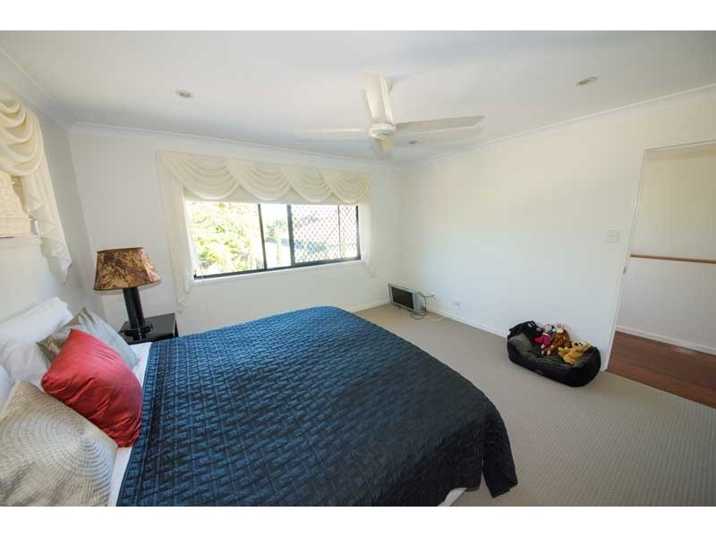 2/108 Elizabeth Avenue, Clontarf QLD 4019