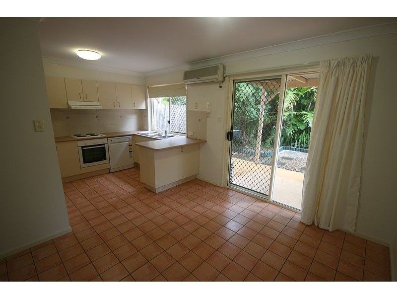 9/27 Camille Crescent, Wynnum West QLD 4178