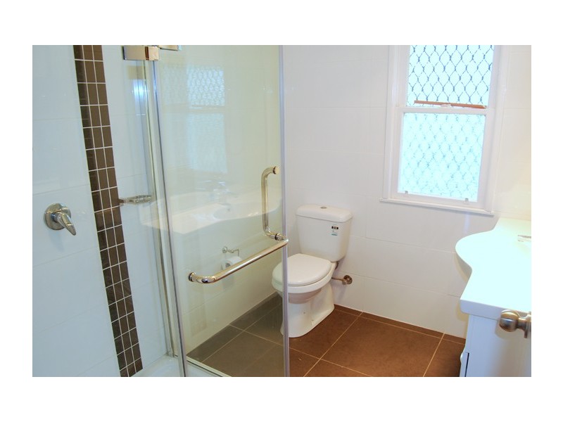 52 Beale Street, Southport QLD 4215