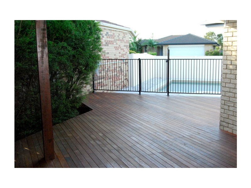 43 Galeen Drive, Burleigh Waters QLD 4220