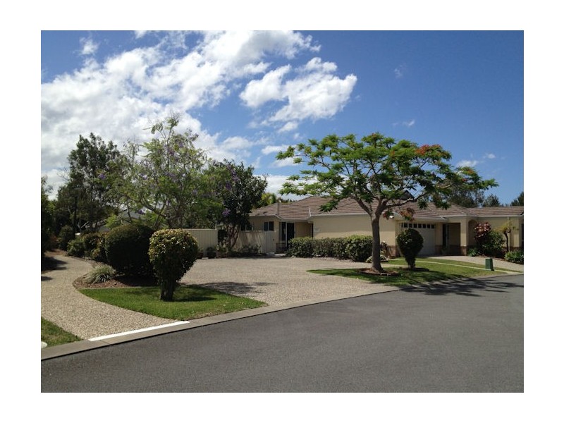 29 Ellis Dr, Mudgeeraba QLD 4213