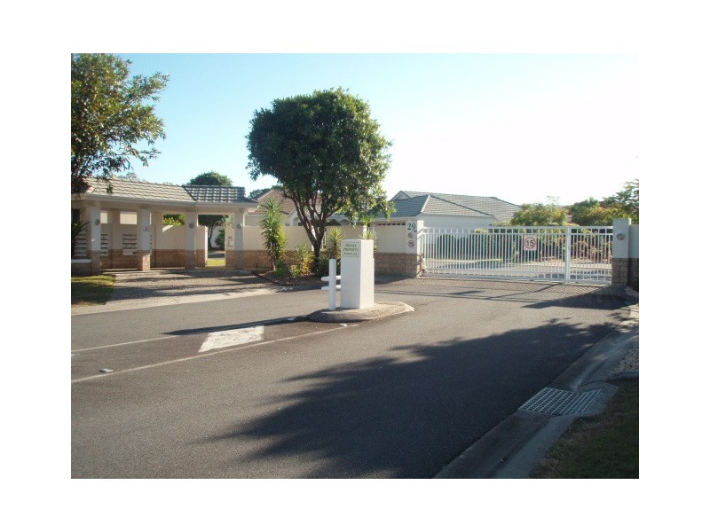 29 Ellis Dr, Mudgeeraba QLD 4213