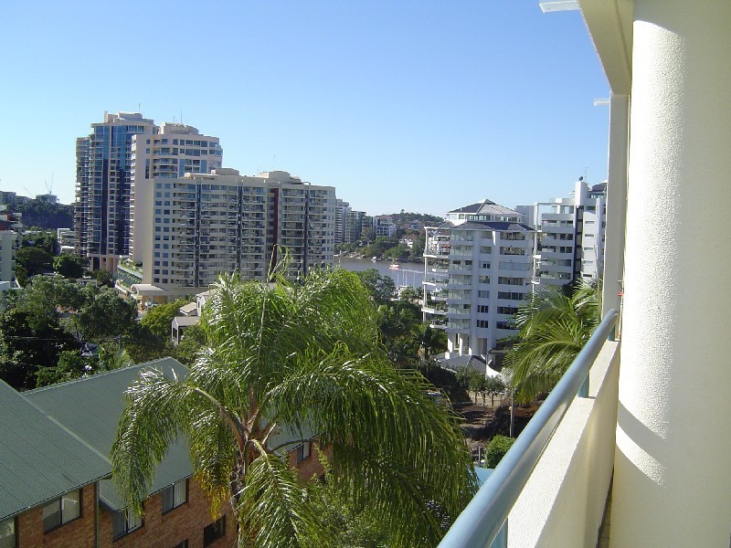 57 Lambert Street, Kangaroo Point QLD 4169