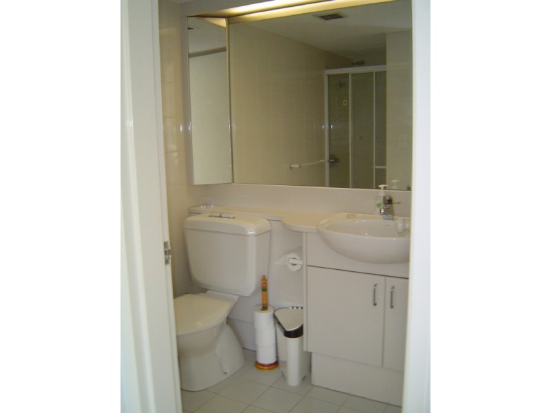 57 Lambert Street, Kangaroo Point QLD 4169