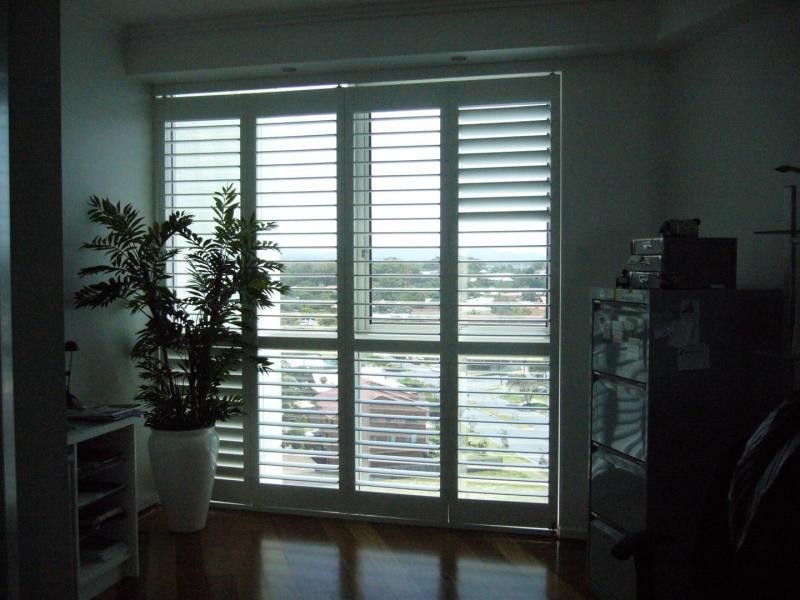 300 Marine Parade, Labrador QLD 4215