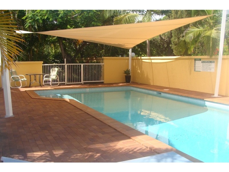 11/37 Mawarra Street, Chevron Island QLD 4217