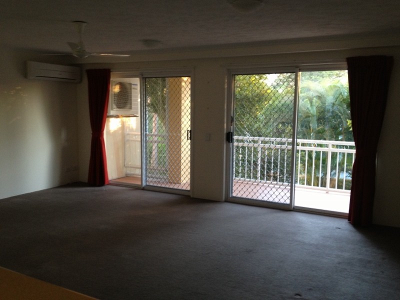 11/37 Mawarra Street, Chevron Island QLD 4217