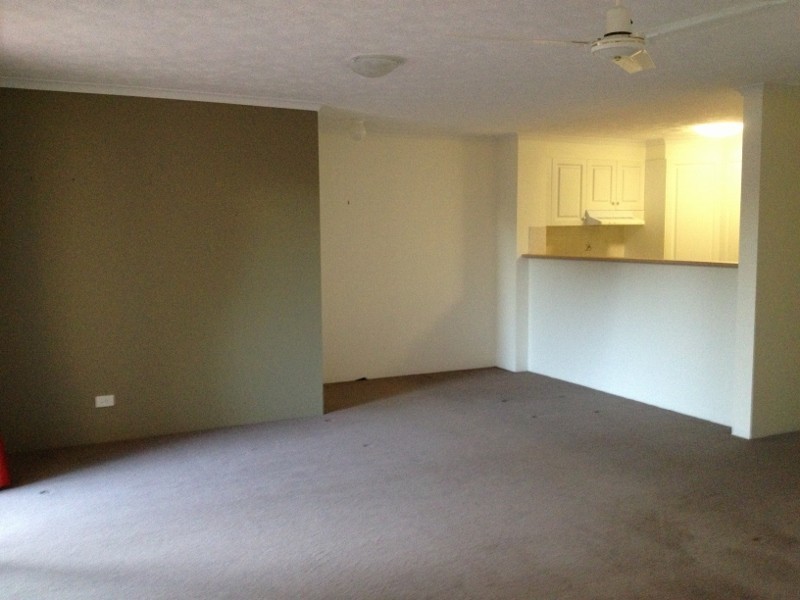 11/37 Mawarra Street, Chevron Island QLD 4217