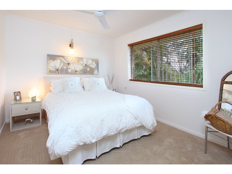 259 Chapel Hill Rd, Chapel Hill QLD 4069