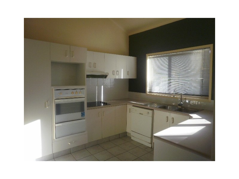 272 Oxley Drive, Runaway Bay QLD 4216