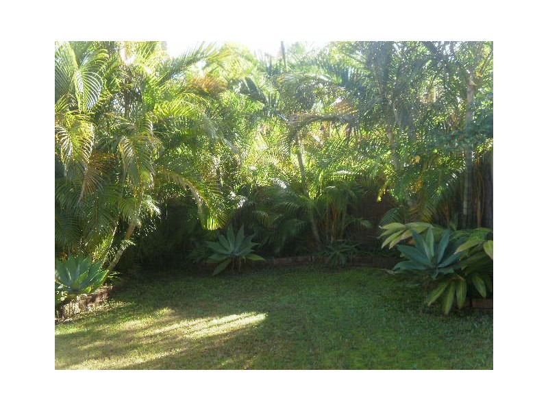 272 Oxley Drive, Runaway Bay QLD 4216