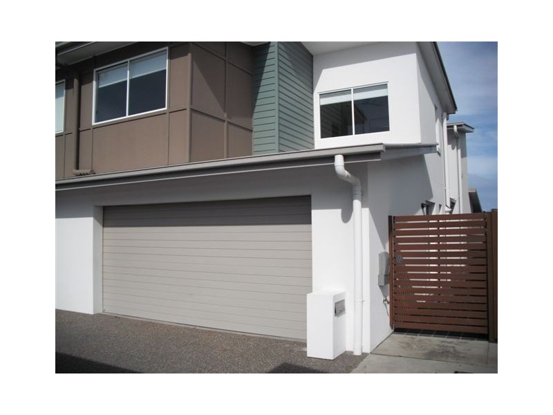 110 Tours Way, Burleigh Waters QLD 4220