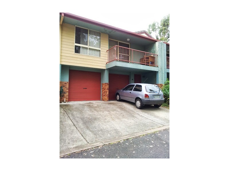 31 Simpsons Rd, Elanora QLD 4221