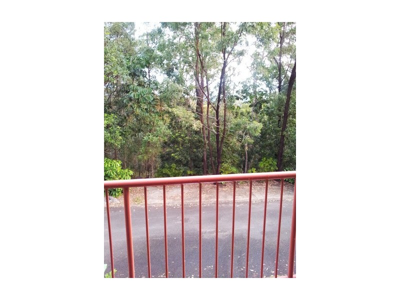 31 Simpsons Rd, Elanora QLD 4221