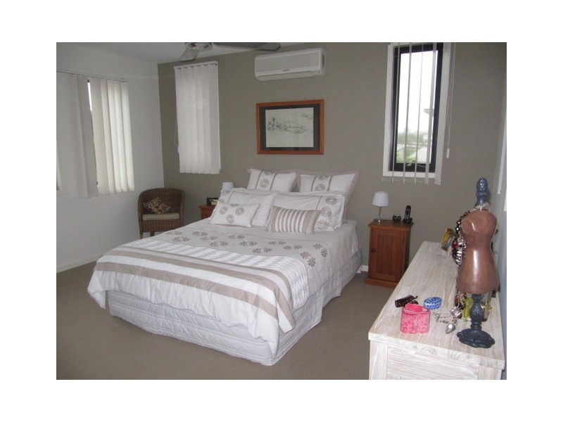 2/8 Stephanie Close, Mudjimba QLD 4564