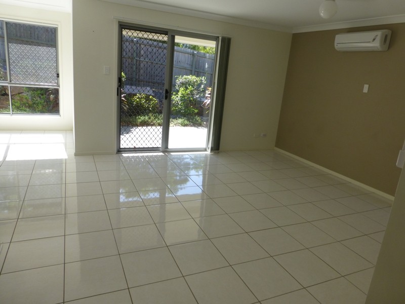30 Carmarthen Circuit, Pacific Pines QLD 4211