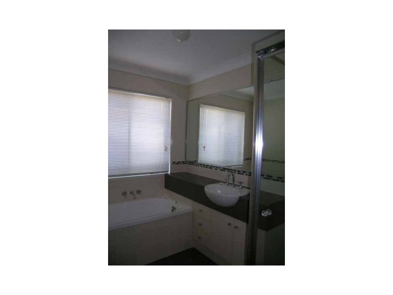 15 College Street, North Lakes QLD 4509