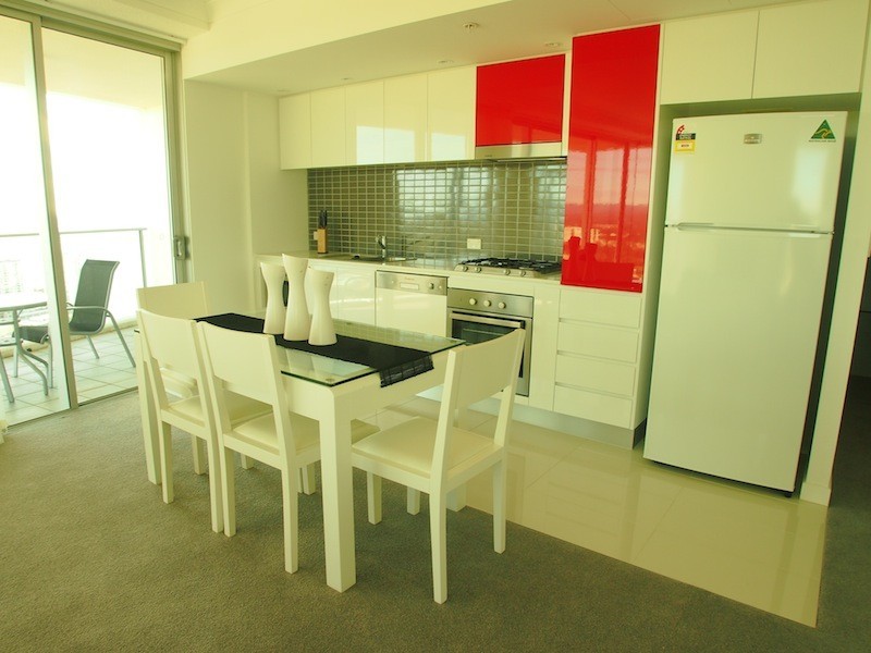 9 Lawson Street, Southport QLD 4215