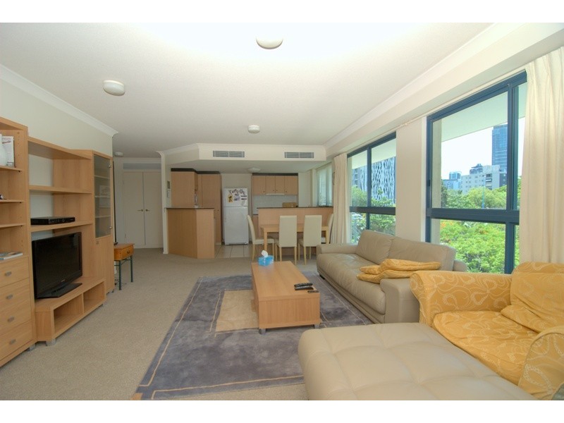 45 Deakin Street, Kangaroo Point QLD 4169