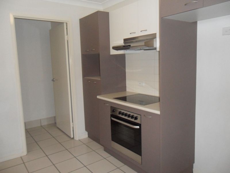 83 Dibar Street, Wynnum QLD 4178