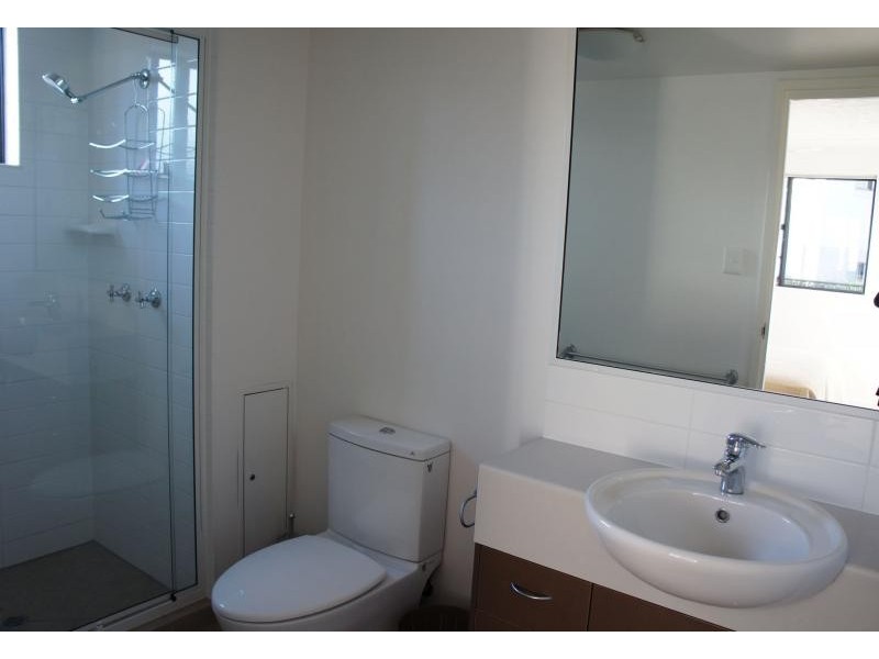 225/26 Edward Street, Caboolture QLD 4510