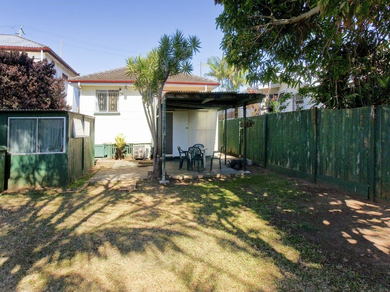 226 Prince Edward Parade, Scarborough QLD 4020