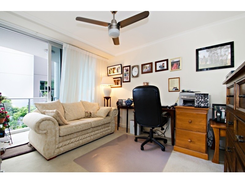38-44 Queen St, Kings Beach QLD 4551