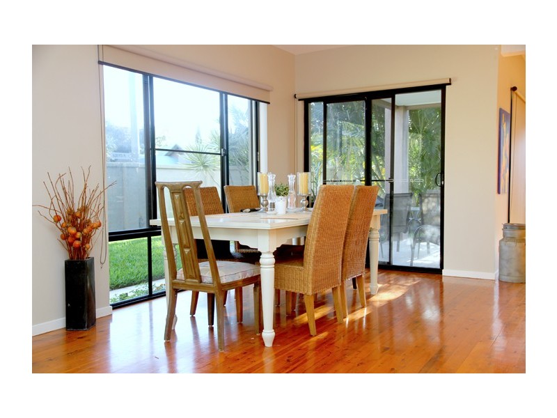 22 Sunrise Boulevard, Surfers Paradise QLD 4217