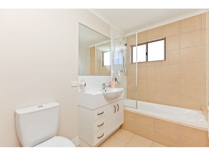 2/25 Homer St, Cleveland QLD 4163