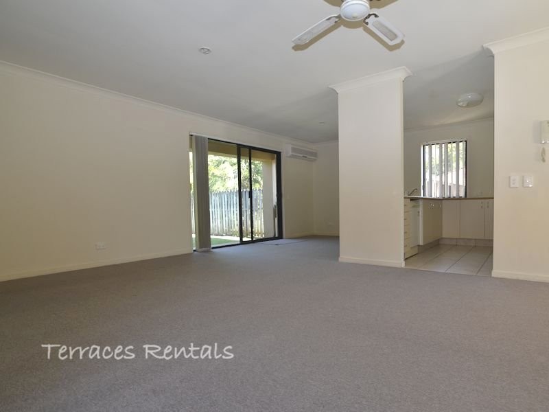 1C/24 Amsonia Court,, Arundel QLD 4214