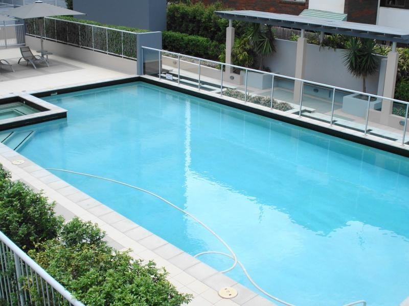98 Thorn St, Kangaroo Point QLD 4169