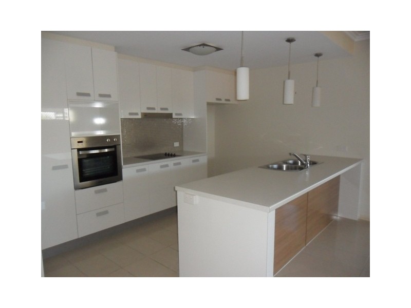 7/1 Sydney Street, Redcliffe QLD 4020