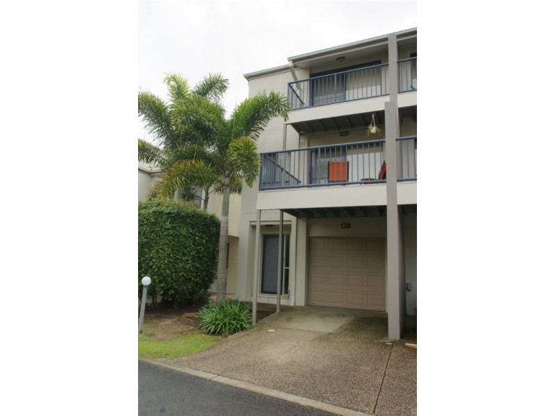 7 BOWDEN CRT, Nerang QLD 4211