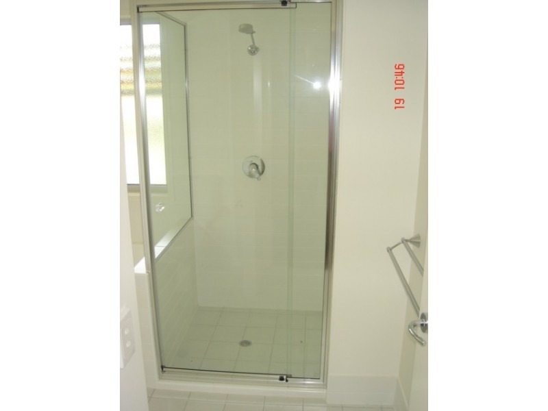 10/68 Pulgul Street, Urangan QLD 4655