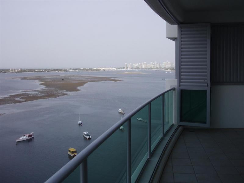 300 Marine Parade, Labrador QLD 4215