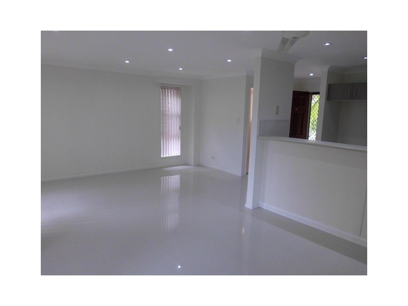 12/2 Brown Street, Labrador QLD 4215