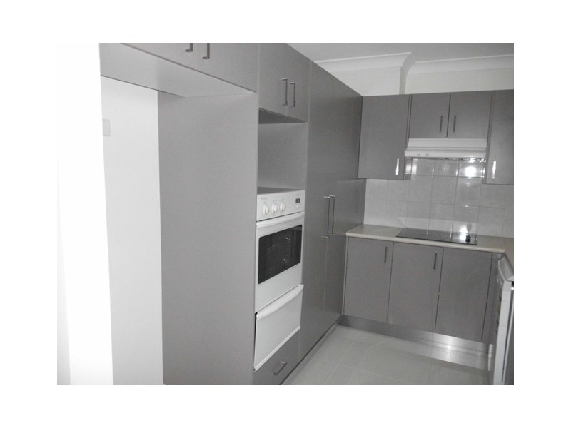 12/2 Brown Street, Labrador QLD 4215