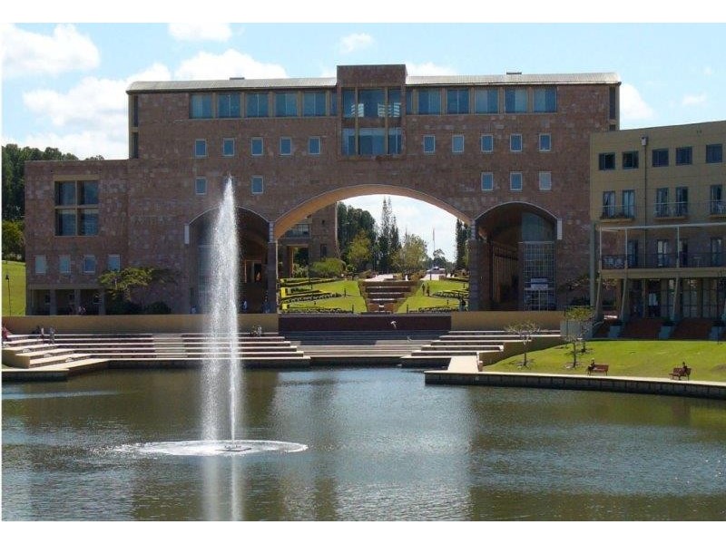 Varsity Lakes QLD 4227