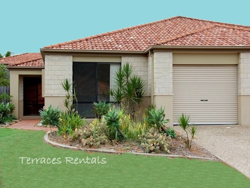 1A/24 Amsonia Court,, Arundel QLD 4214